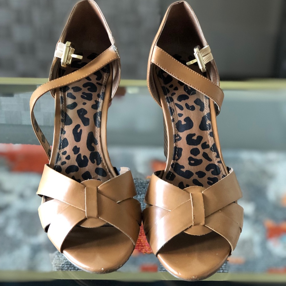 Jessica Simpson Wedges